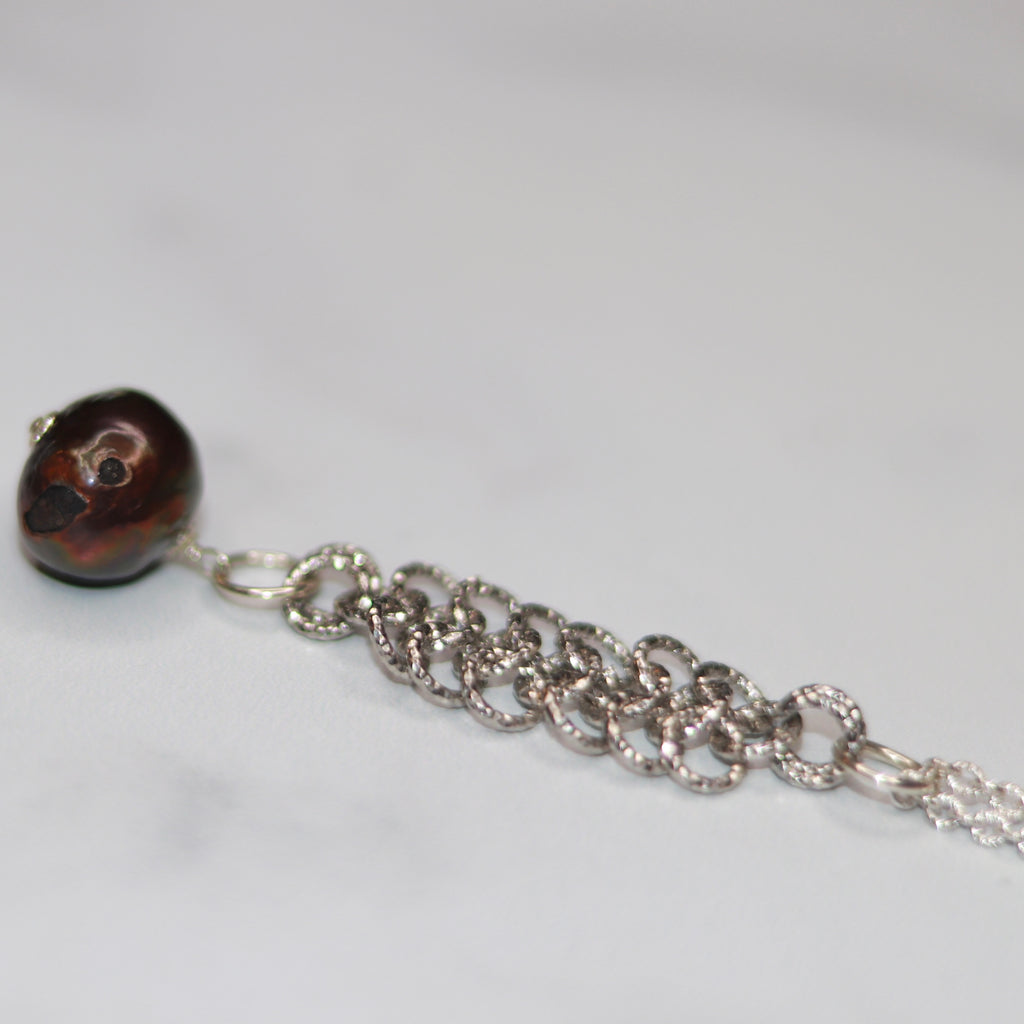 Brushed Silver Chainmaille with Dark Burgandy Baroque Pearl Long Pendant Necklace NEW